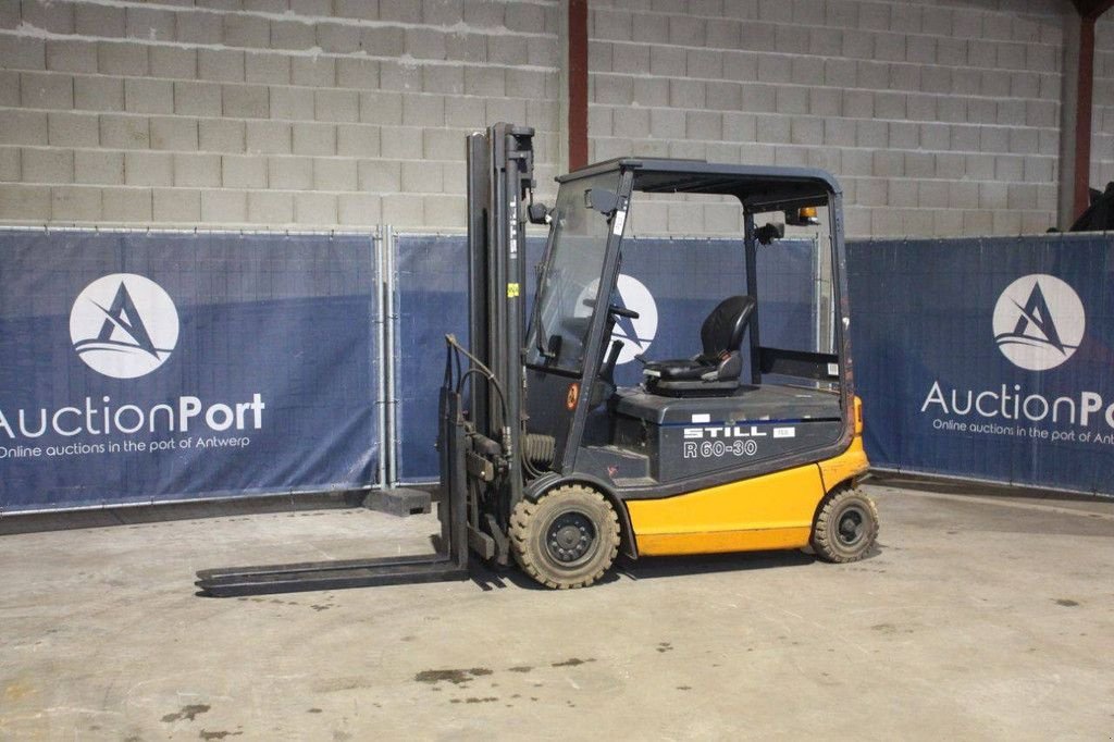 Frontstapler tip Still R60-30, Gebrauchtmaschine in Antwerpen (Poză 1)