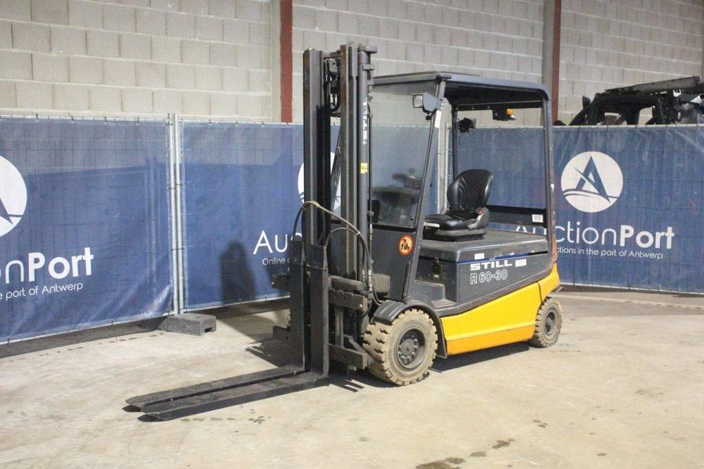 Frontstapler tip Still R60-30, Gebrauchtmaschine in Antwerpen (Poză 9)