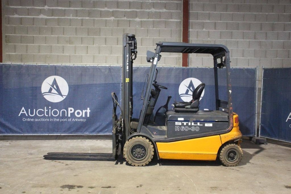 Frontstapler tip Still R60-30, Gebrauchtmaschine in Antwerpen (Poză 2)