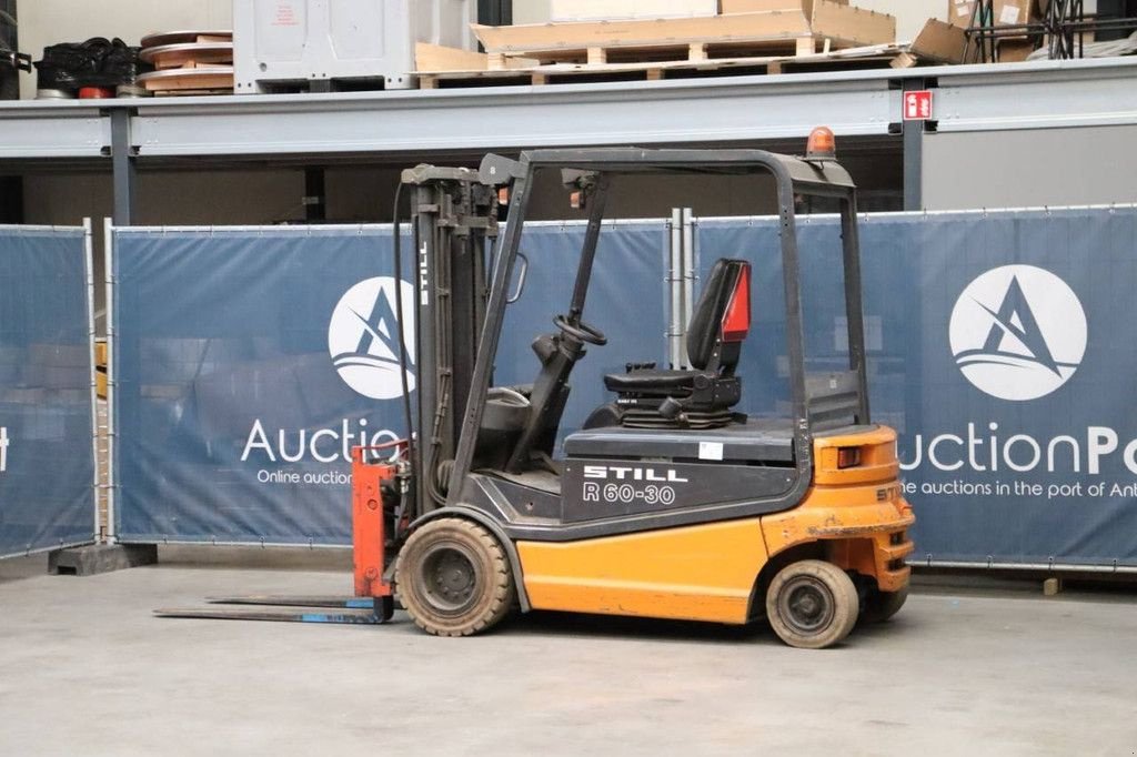 Frontstapler от тип Still R60-30, Gebrauchtmaschine в Antwerpen (Снимка 3)