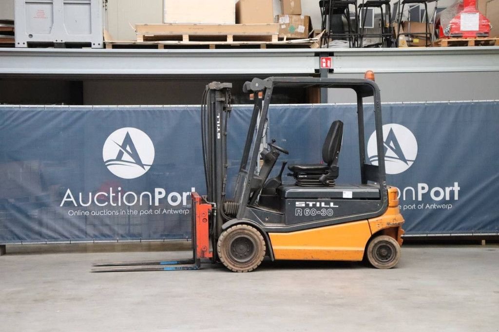 Frontstapler от тип Still R60-30, Gebrauchtmaschine в Antwerpen (Снимка 1)
