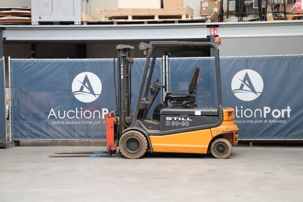 Frontstapler от тип Still R60-30, Gebrauchtmaschine в Antwerpen (Снимка 2)