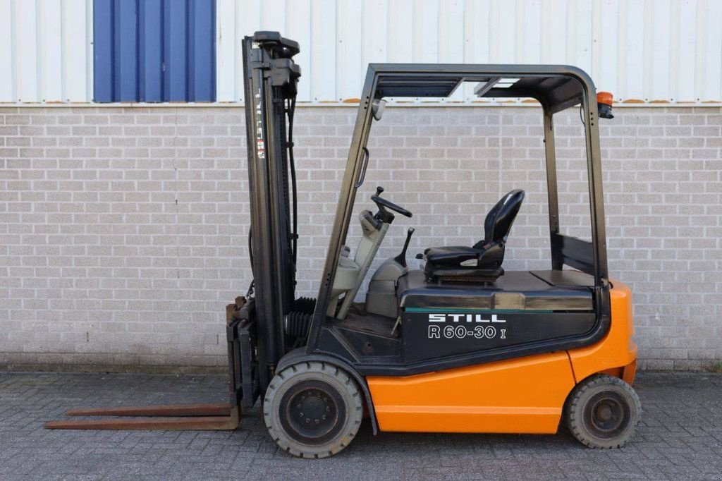Frontstapler типа Still R60-30, Gebrauchtmaschine в Antwerpen (Фотография 1)