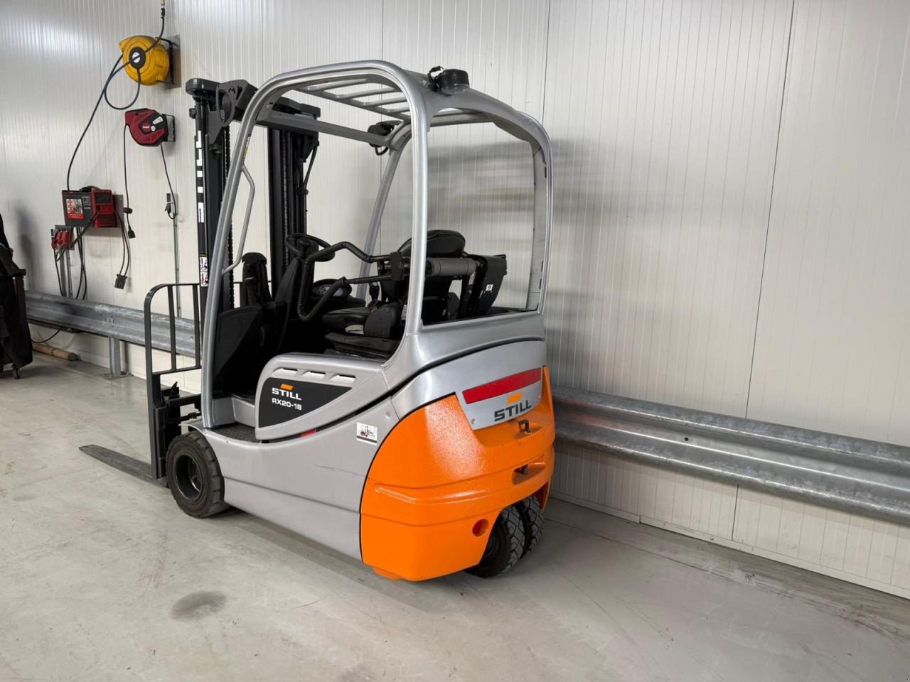 Frontstapler of the type Still RX 20-18, Gebrauchtmaschine in Vianen (Picture 3)