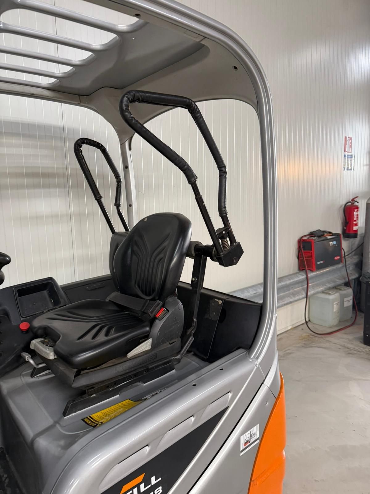 Frontstapler of the type Still RX 20-18, Gebrauchtmaschine in Vianen (Picture 4)