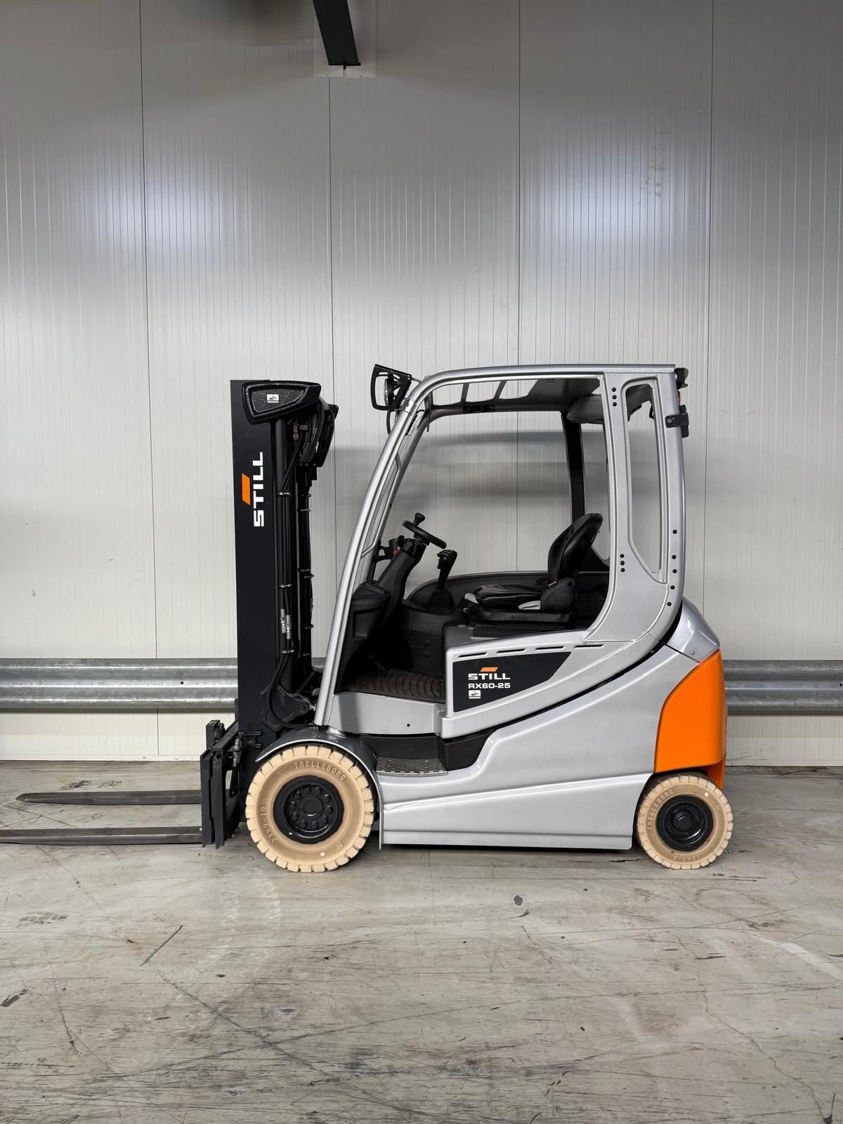 Frontstapler of the type Still RX 60-25, Gebrauchtmaschine in Vianen (Picture 1)