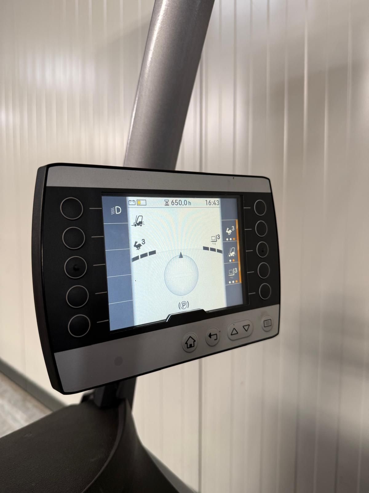 Frontstapler of the type Still RX 60-25, Gebrauchtmaschine in Vianen (Picture 8)