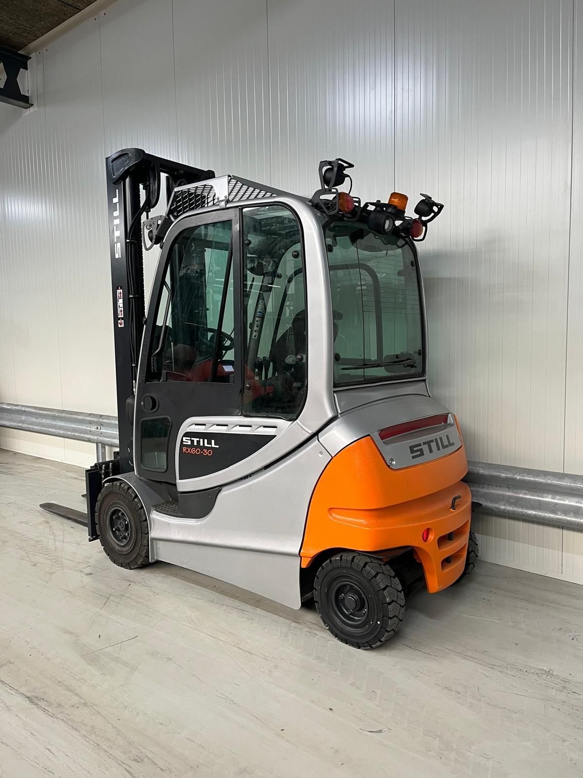 Frontstapler of the type Still RX 60-30, Gebrauchtmaschine in Vianen (Picture 3)