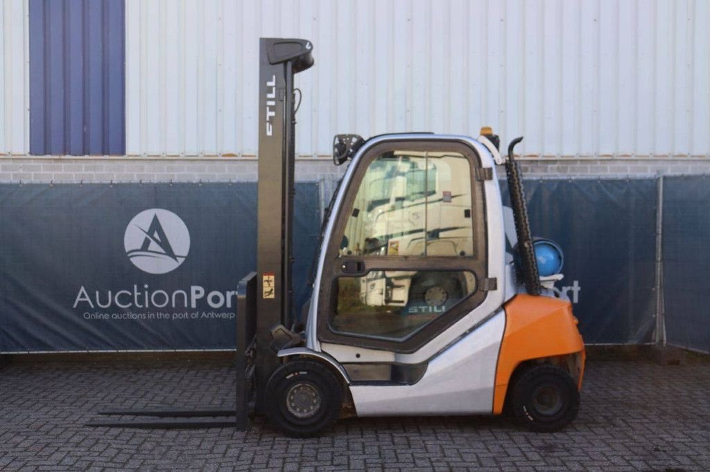 Frontstapler des Typs Still RX 70-25T, Gebrauchtmaschine in Antwerpen (Bild 2)