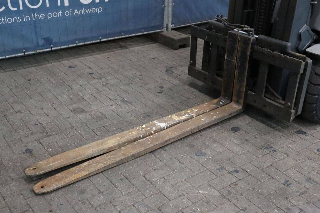 Frontstapler of the type Still RX 70-30T, Gebrauchtmaschine in Antwerpen (Picture 11)