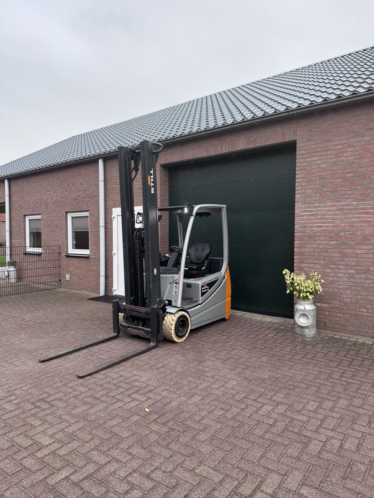 Frontstapler del tipo Still RX20-16, Gebrauchtmaschine In Reusel (Immagine 10)