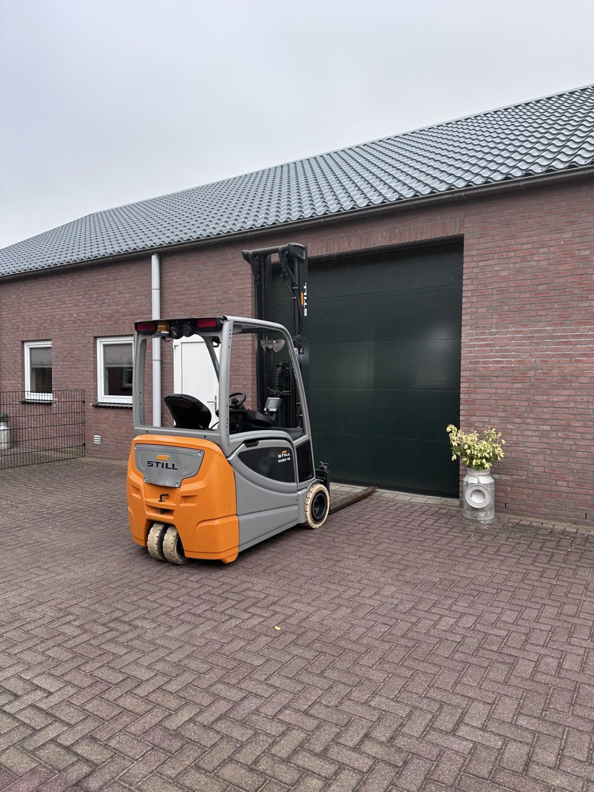 Frontstapler del tipo Still RX20-16, Gebrauchtmaschine In Reusel (Immagine 4)