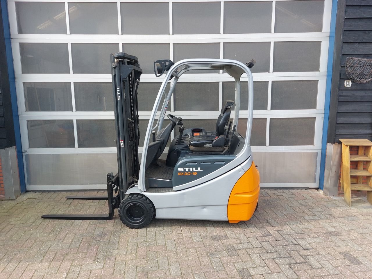 Frontstapler Türe ait Still RX20-18 triplex sideshift 2011, Gebrauchtmaschine içinde Harskamp (resim 1)