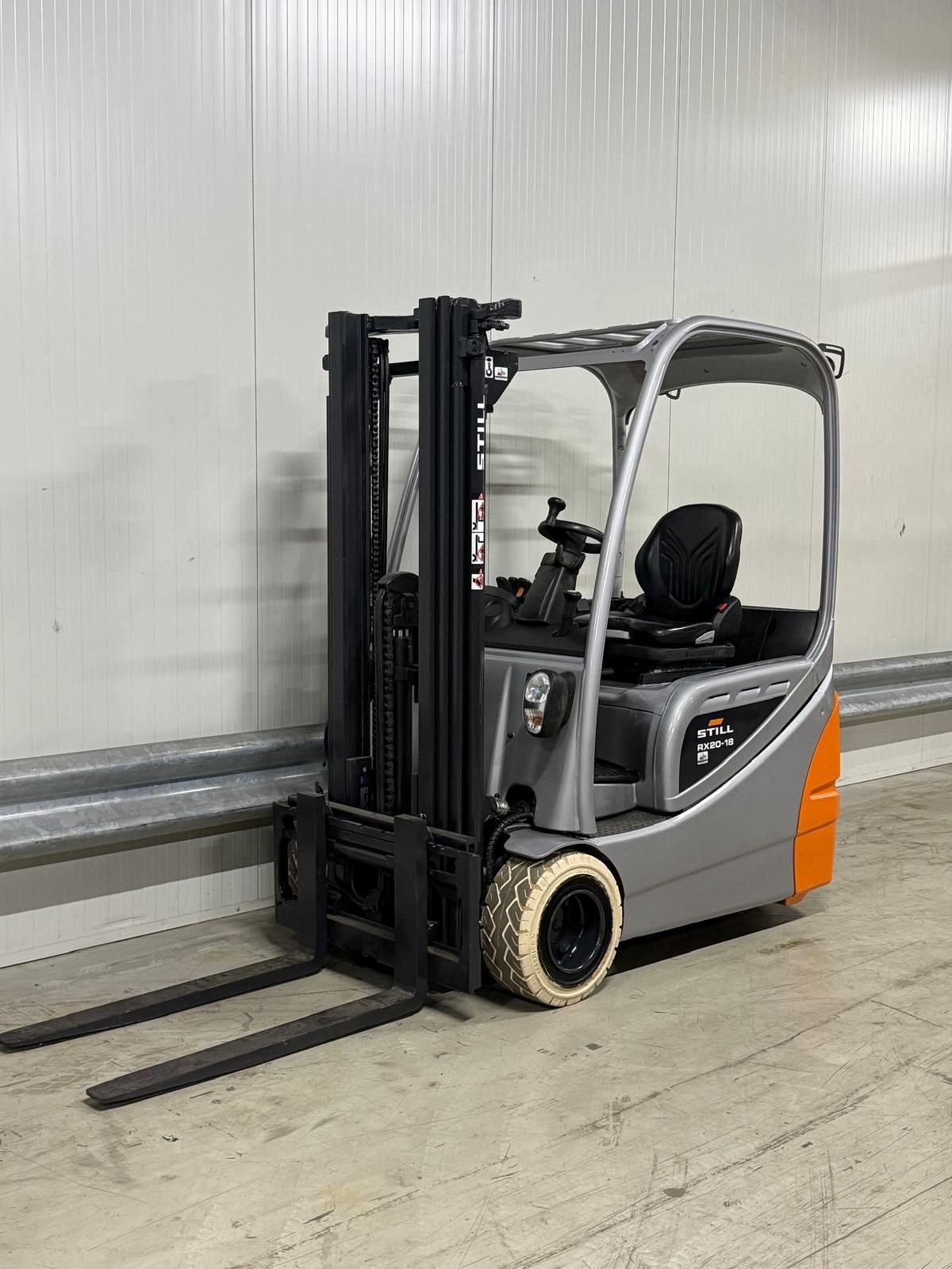 Frontstapler des Typs Still RX20-18, Gebrauchtmaschine in Vianen (Bild 2)
