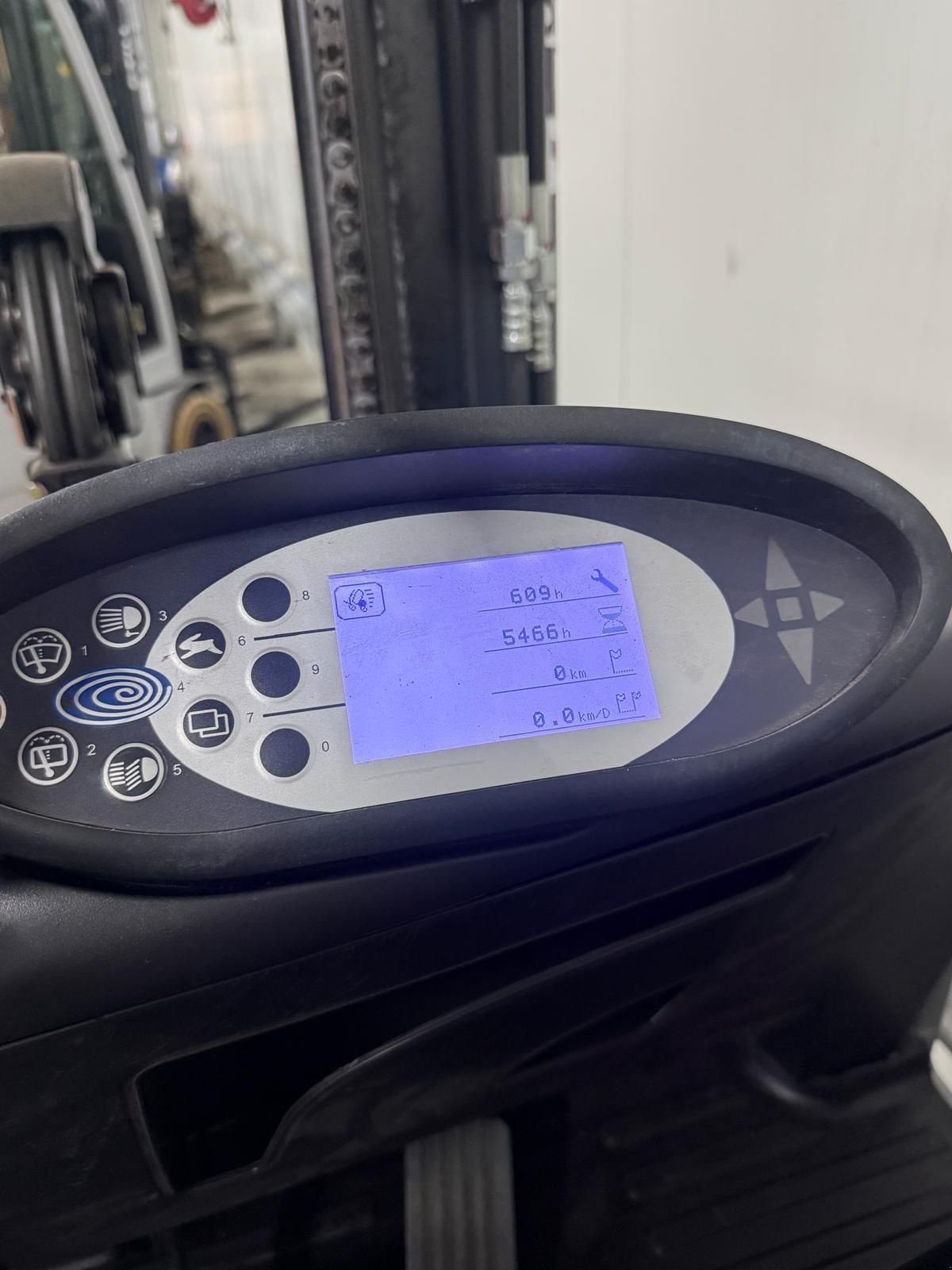 Frontstapler des Typs Still RX20-18, Gebrauchtmaschine in Vianen (Bild 6)