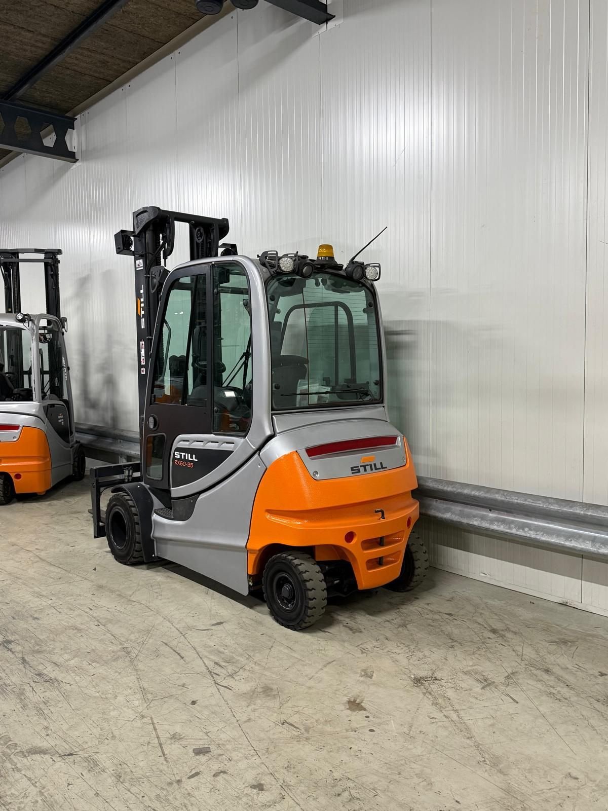 Frontstapler del tipo Still RX60-35, Gebrauchtmaschine In Vianen (Immagine 2)