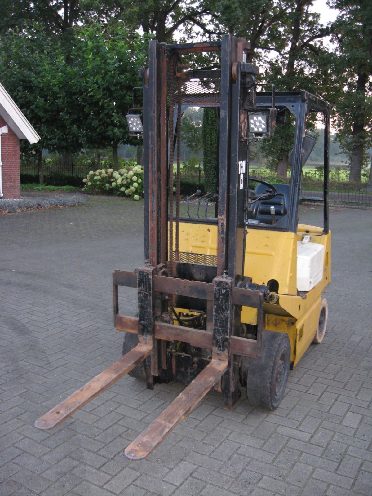 Frontstapler typu TCM -, Gebrauchtmaschine v Oldenzaal (Obrázek 2)