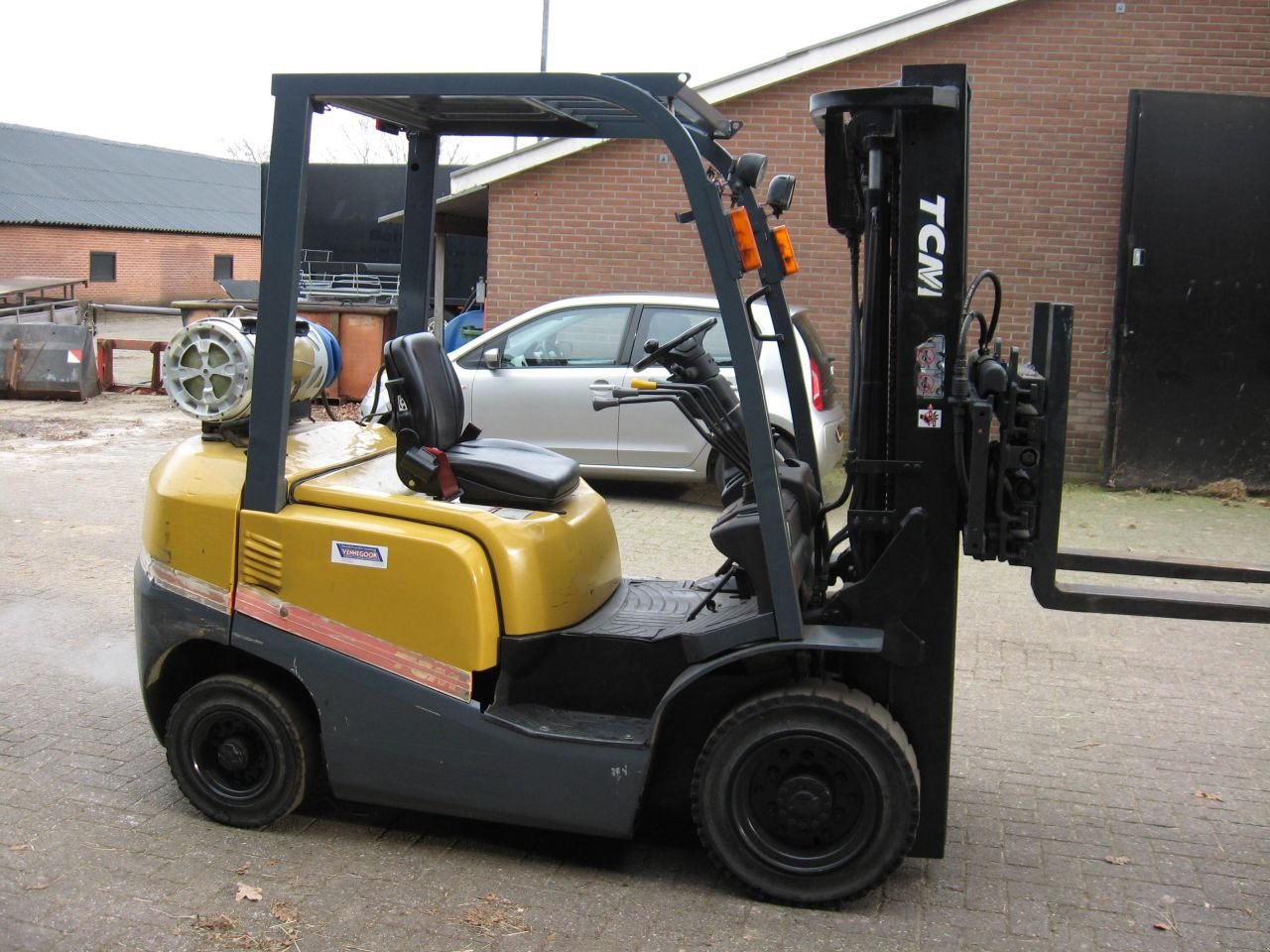 Frontstapler of the type TCM -, Gebrauchtmaschine in Oldenzaal (Picture 3)