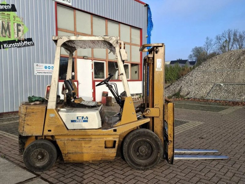 Frontstapler of the type TCM FD 25Z2V, Gebrauchtmaschine in Groningen (Picture 1)