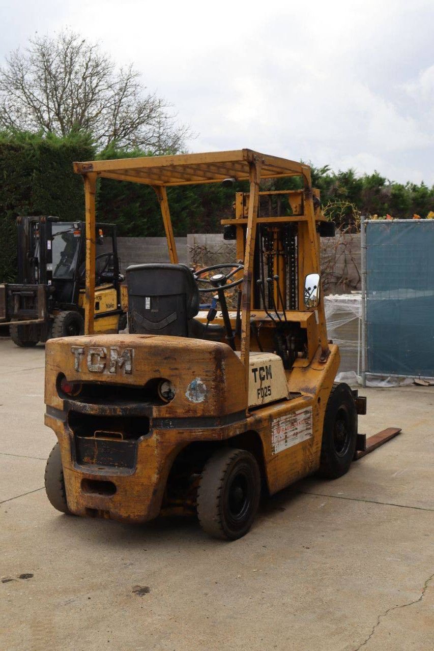 Frontstapler Türe ait TCM FD25, Gebrauchtmaschine içinde Antwerpen (resim 7)