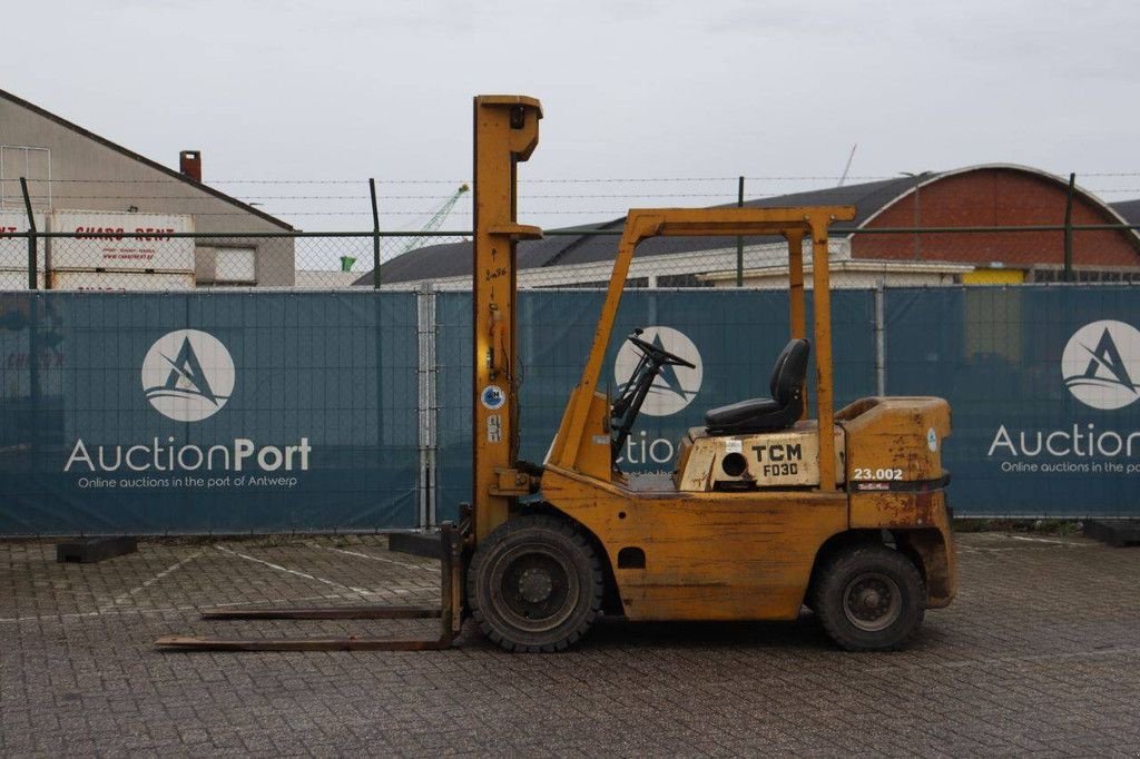 Frontstapler van het type TCM FD30Z5, Gebrauchtmaschine in Antwerpen (Foto 2)