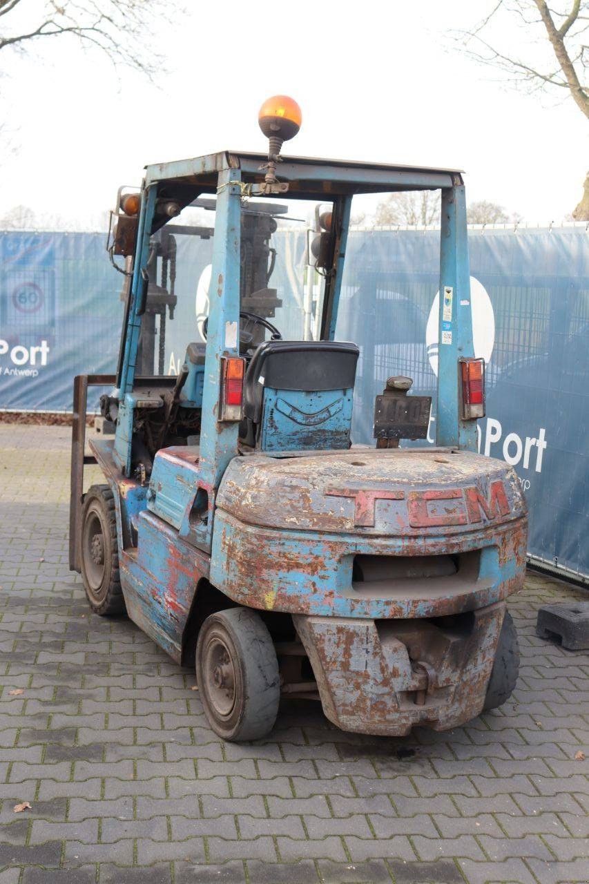 Frontstapler типа TCM FHD25Z, Gebrauchtmaschine в Antwerpen (Фотография 4)