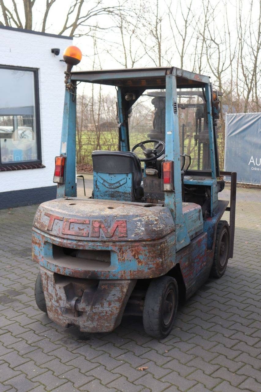 Frontstapler типа TCM FHD25Z, Gebrauchtmaschine в Antwerpen (Фотография 7)