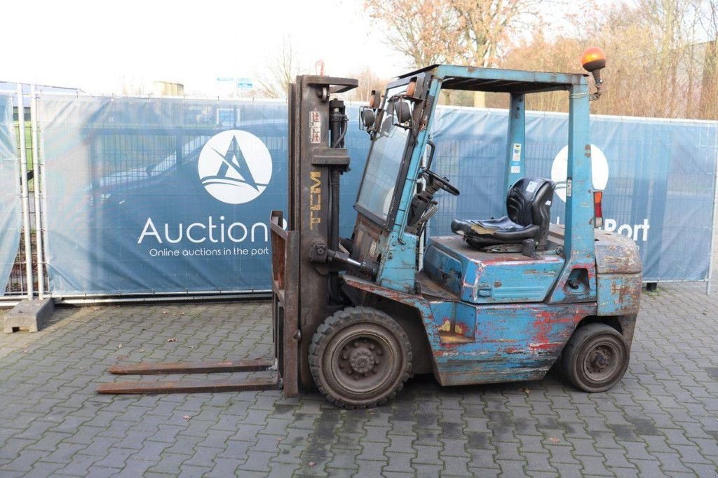 Frontstapler типа TCM FHD25Z, Gebrauchtmaschine в Antwerpen (Фотография 1)