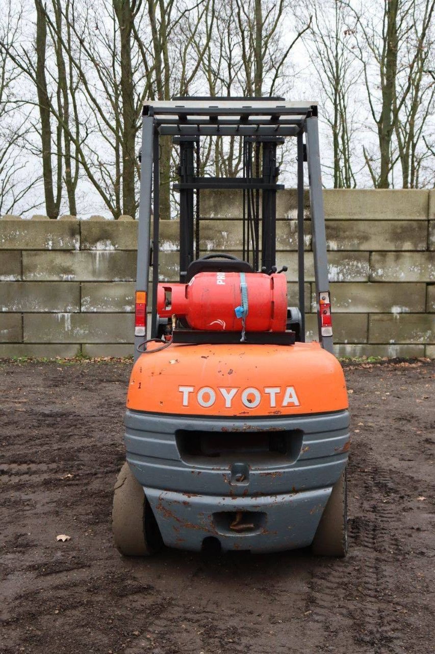 Frontstapler of the type Toyota 02-6FG-30, Gebrauchtmaschine in Antwerpen (Picture 5)