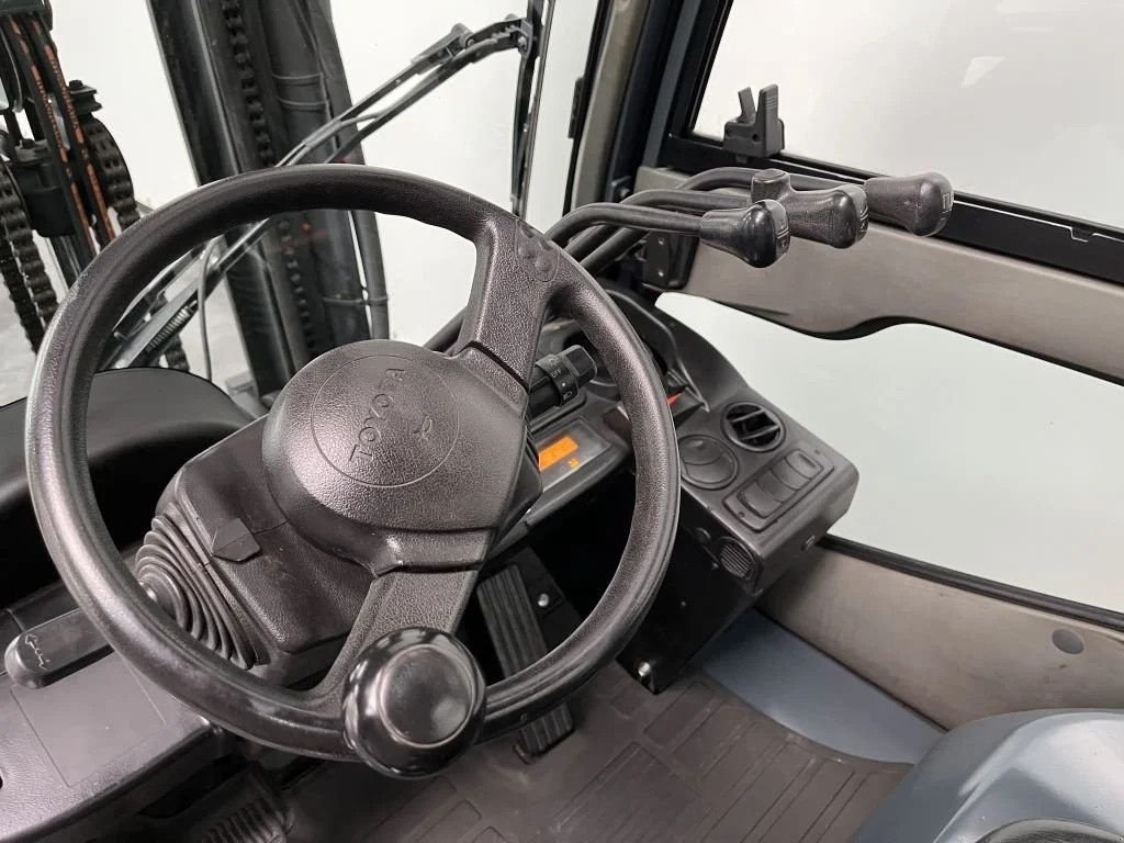 Frontstapler of the type Toyota 02-8 FDF 25, Gebrauchtmaschine in Culemborg (Picture 10)
