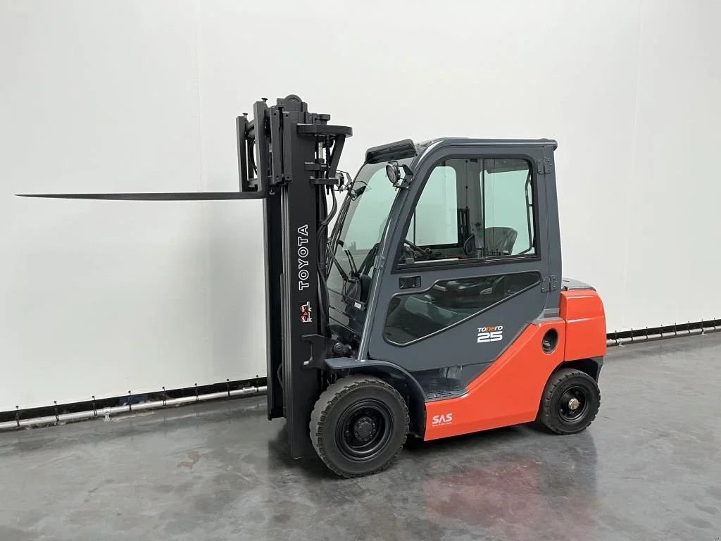 Frontstapler of the type Toyota 02-8 FDF 25, Gebrauchtmaschine in Culemborg (Picture 9)