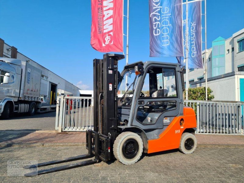 Frontstapler des Typs Toyota 02-8FDF25, Gebrauchtmaschine in Friedrichsdorf (Bild 1)