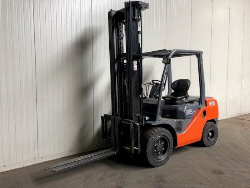 Frontstapler του τύπου Toyota 02-8FDF30 4921, Gebrauchtmaschine σε Emmeloord (Φωτογραφία 3)