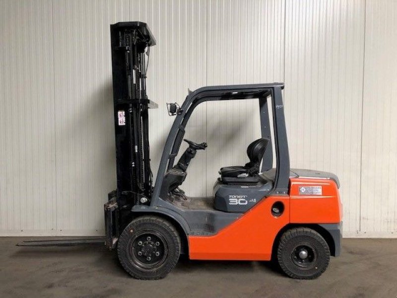 Frontstapler des Typs Toyota 02-8FDF30 4921, Gebrauchtmaschine in Emmeloord (Bild 1)