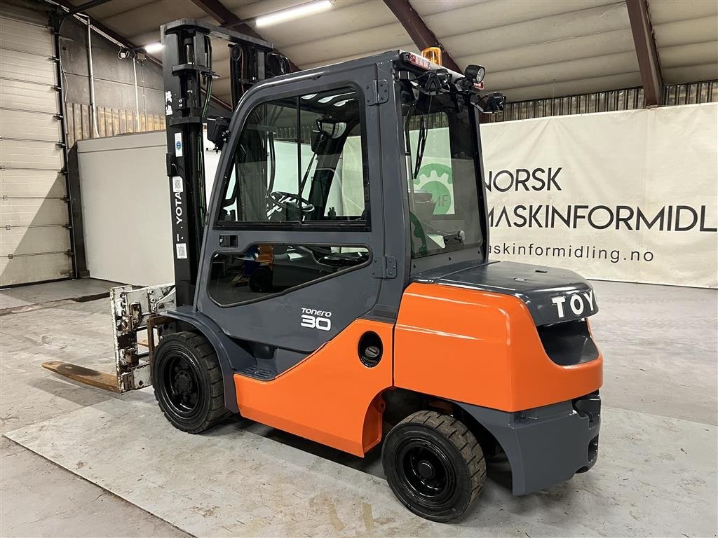 Frontstapler des Typs Toyota 02-8FDF30 ROTATOR, Gebrauchtmaschine in Ølen (Bild 8)