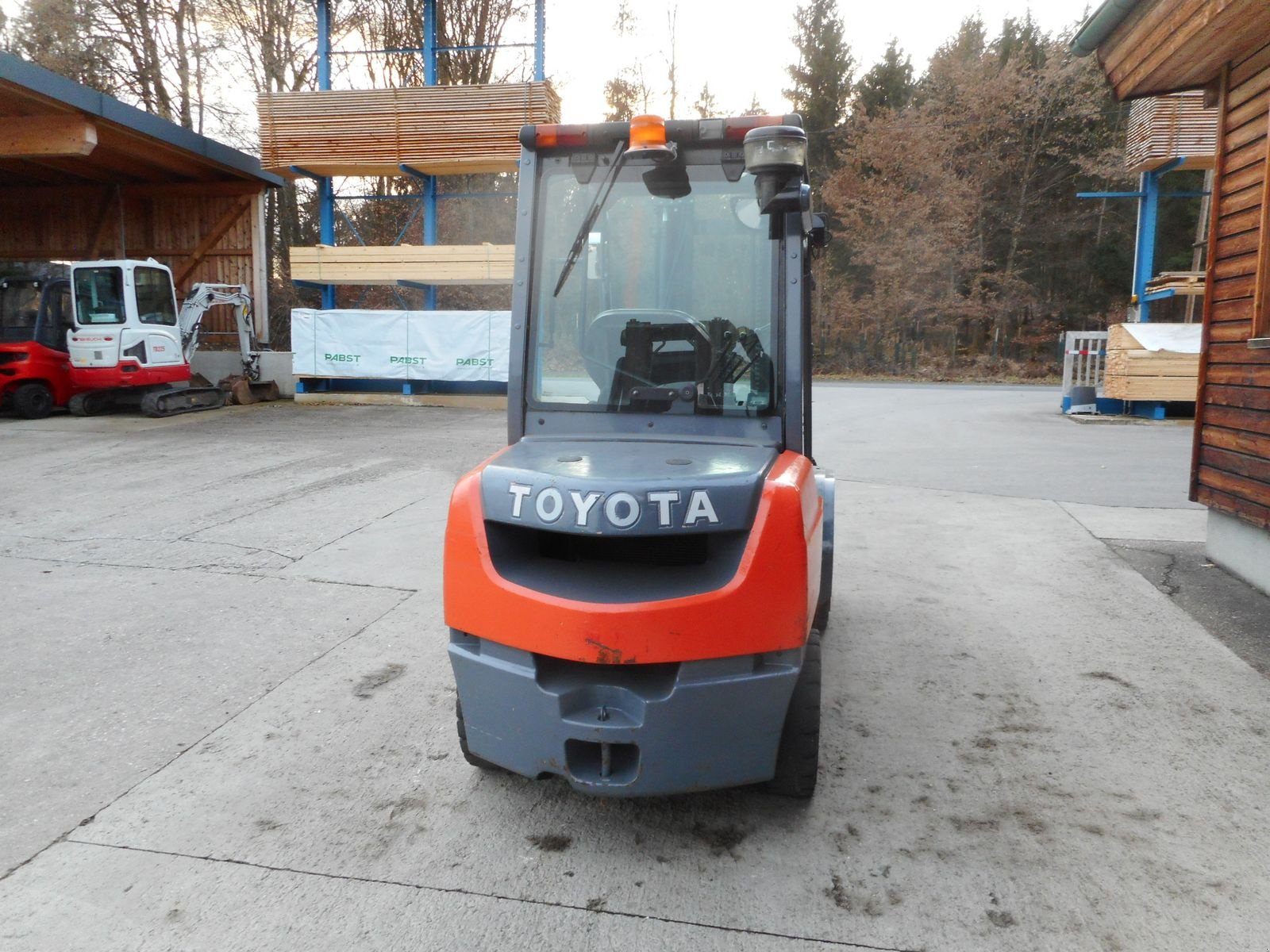 Frontstapler des Typs Toyota 02-8FDF30 Triplex 5m + SS + ZV + Halbkab., Gebrauchtmaschine in St. Nikolai ob Draßling (Bild 3)