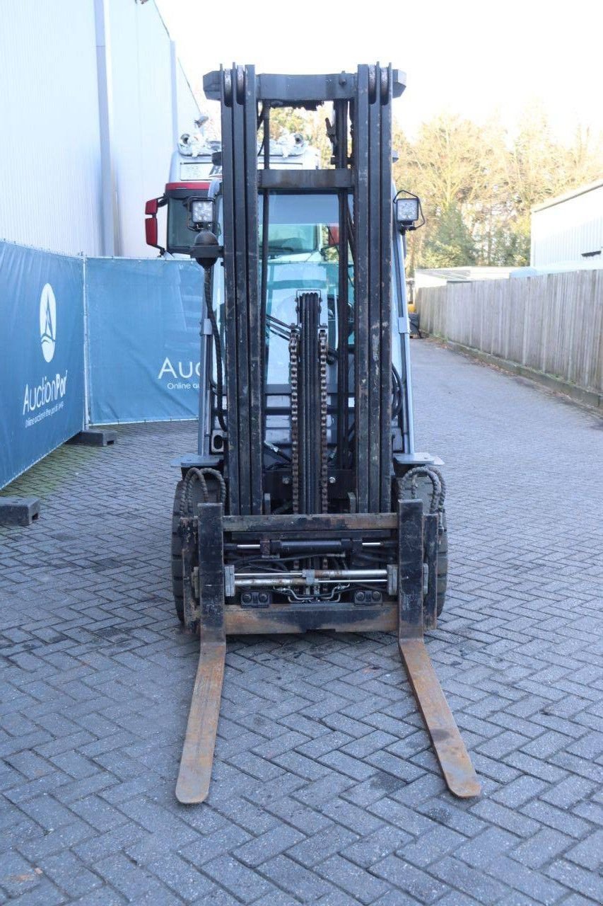 Frontstapler typu Toyota 02-8FDF30, Gebrauchtmaschine w Antwerpen (Zdjęcie 9)