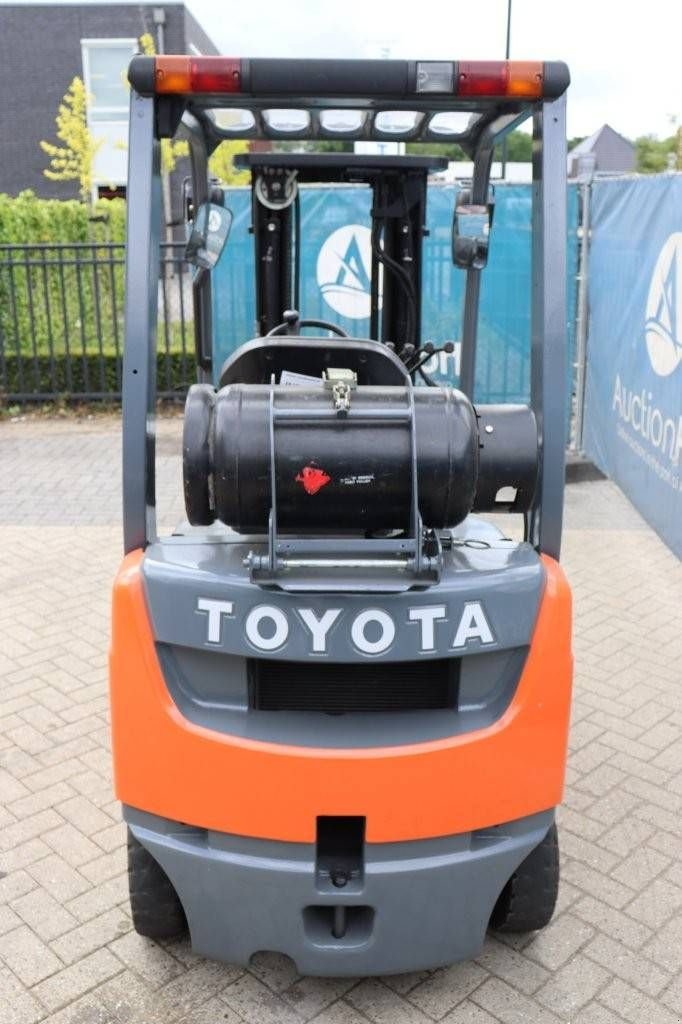 Frontstapler от тип Toyota 02-8FGF18, Gebrauchtmaschine в Antwerpen (Снимка 5)