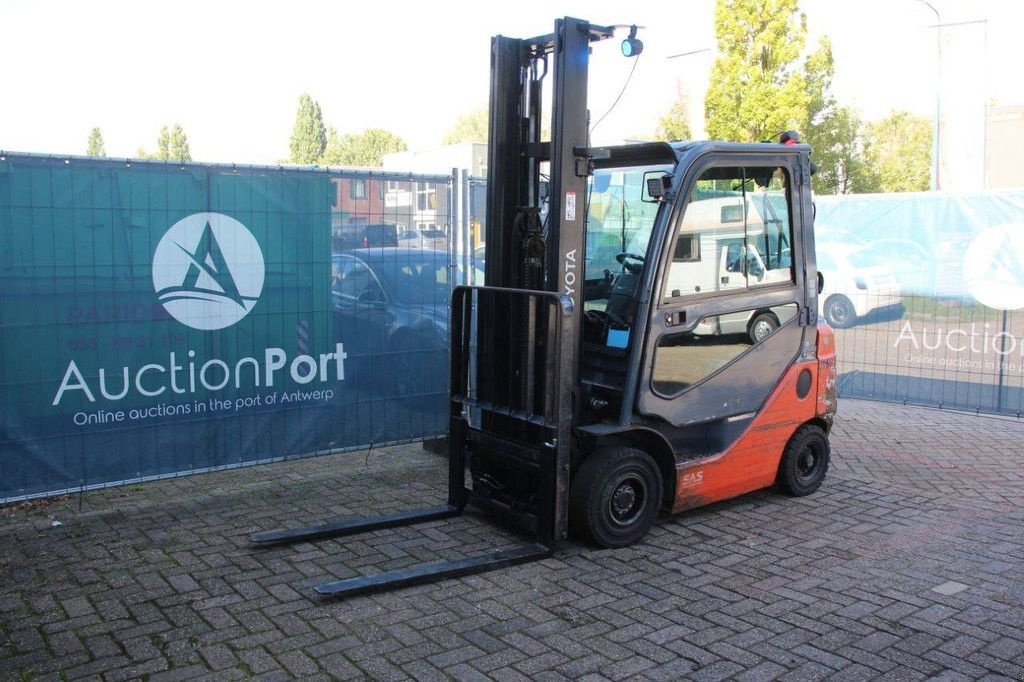 Frontstapler типа Toyota 02-8FGF18, Gebrauchtmaschine в Antwerpen (Фотография 9)