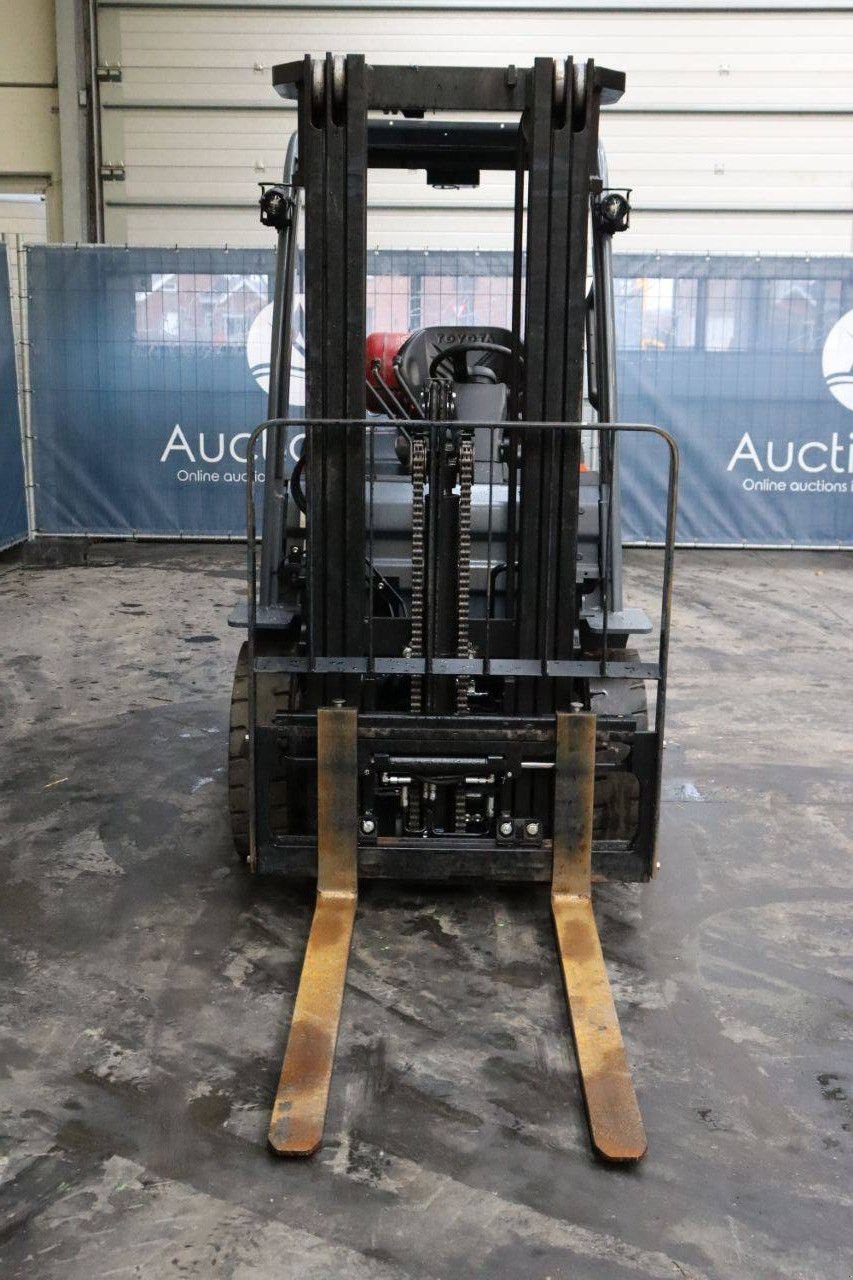Frontstapler van het type Toyota 02-8FGF20, Gebrauchtmaschine in Antwerpen (Foto 9)