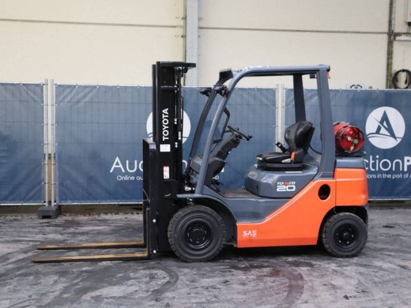 Frontstapler des Typs Toyota 02-8FGF20, Gebrauchtmaschine in Antwerpen (Bild 1)