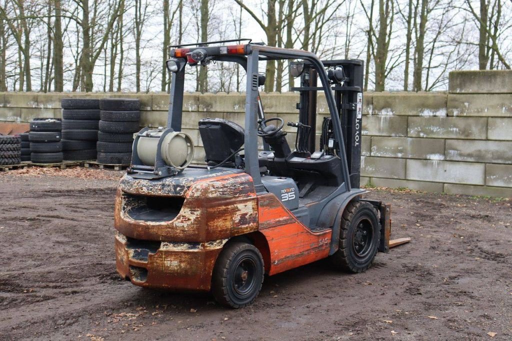 Frontstapler des Typs Toyota 02-8FGJF35, Gebrauchtmaschine in Antwerpen (Bild 7)