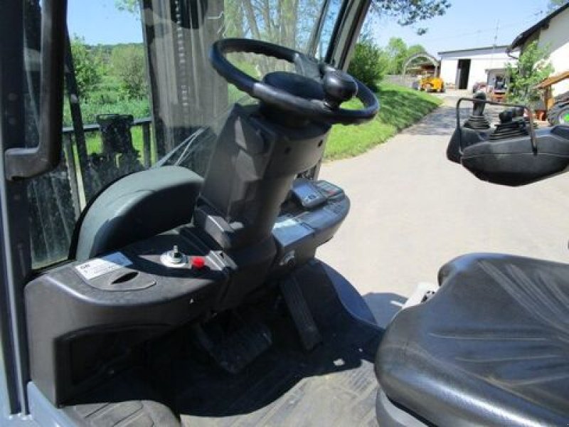 Frontstapler des Typs Toyota 06-8FG20F - GAS Triplex-FH 4,30m + Seitenschiebe, Gebrauchtmaschine in Gnas (Bild 6)