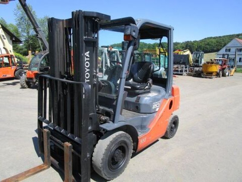 Frontstapler des Typs Toyota 06-8FG20F - GAS Triplex-FH 4,30m + Seitenschiebe, Gebrauchtmaschine in Gnas (Bild 2)