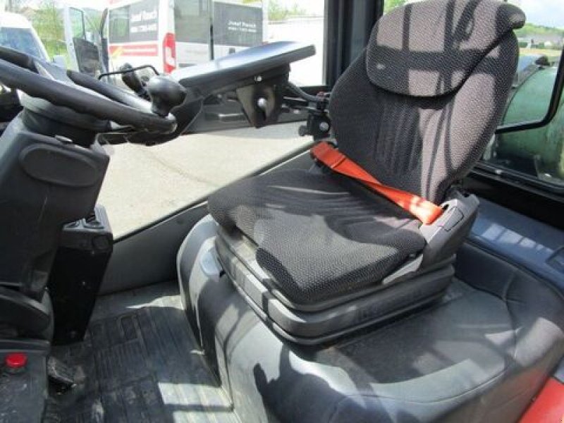 Frontstapler des Typs Toyota 06-8FG20F - GAS Triplex-FH 6,5m - Zinkenverstell, Gebrauchtmaschine in Gnas (Bild 4)