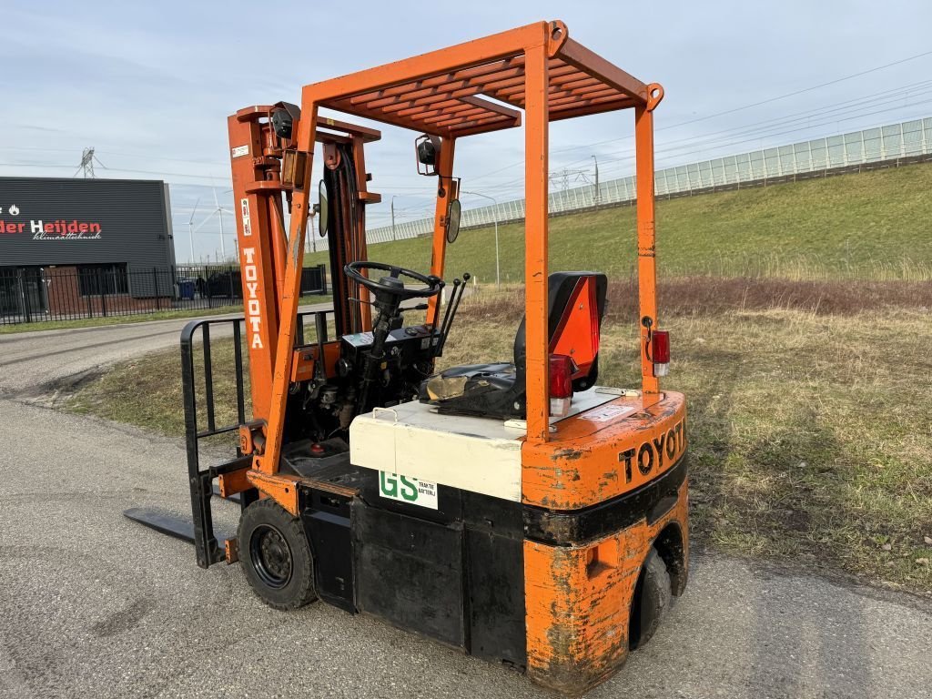 Frontstapler tip Toyota 2 FBE 13 Elektrisch, Gebrauchtmaschine in Zevenbergschen Hoek (Poză 3)