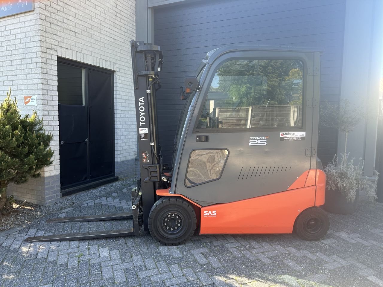 Frontstapler of the type Toyota 2.5, Gebrauchtmaschine in Oirschot (Picture 1)