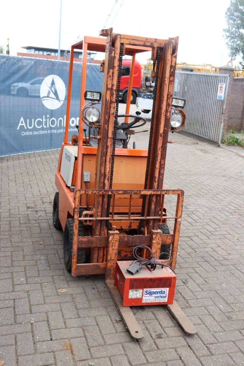 Frontstapler typu Toyota 2F6L9, Gebrauchtmaschine v Antwerpen (Obrázok 8)