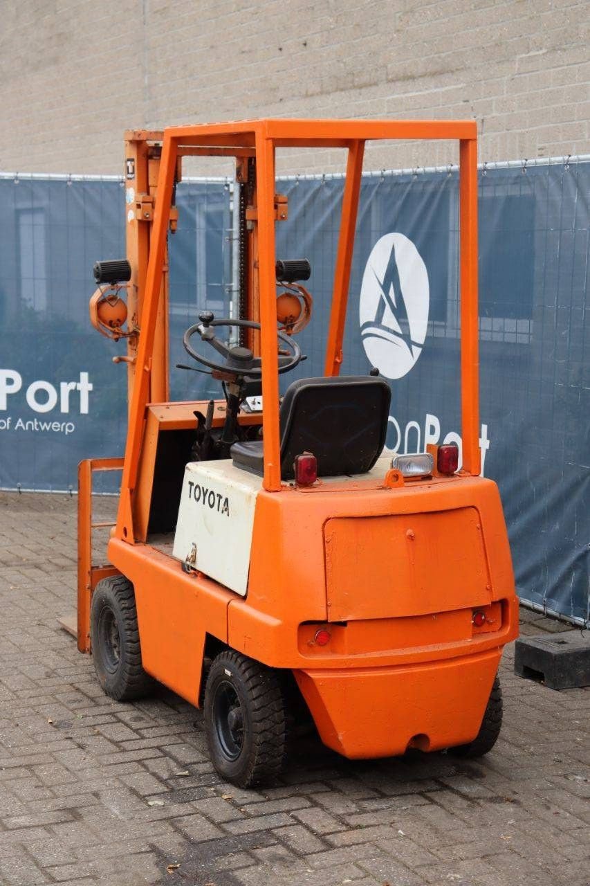 Frontstapler typu Toyota 2F6L9, Gebrauchtmaschine v Antwerpen (Obrázok 4)