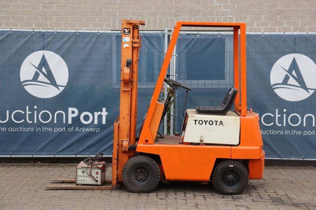 Frontstapler typu Toyota 2F6L9, Gebrauchtmaschine v Antwerpen (Obrázok 2)